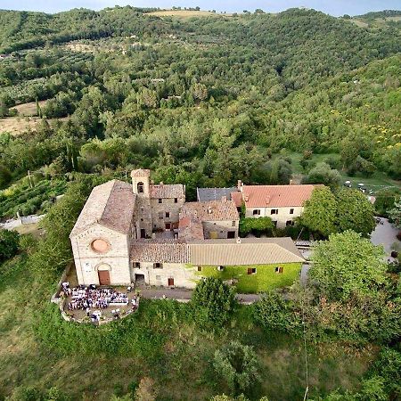 Agriturismo San Lorenzo Della Rabatta Cenerente Exterior photo